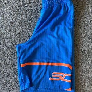 Under Armour Boys Shorts XL